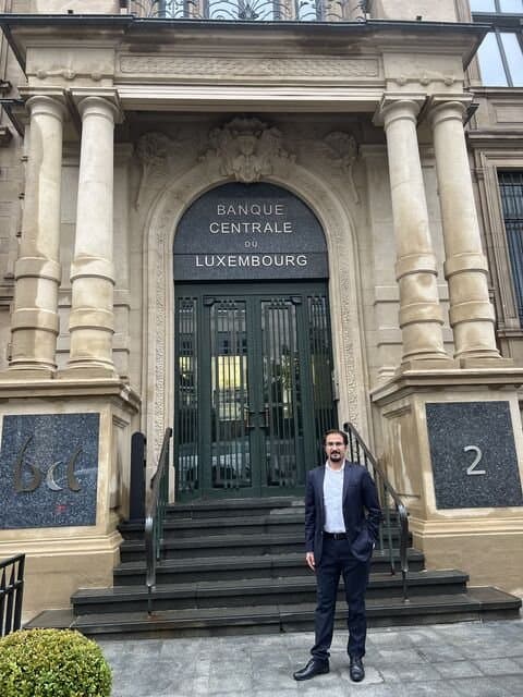 Coskun Tarkocin on the steps of the Banque centrale du Luxembourg